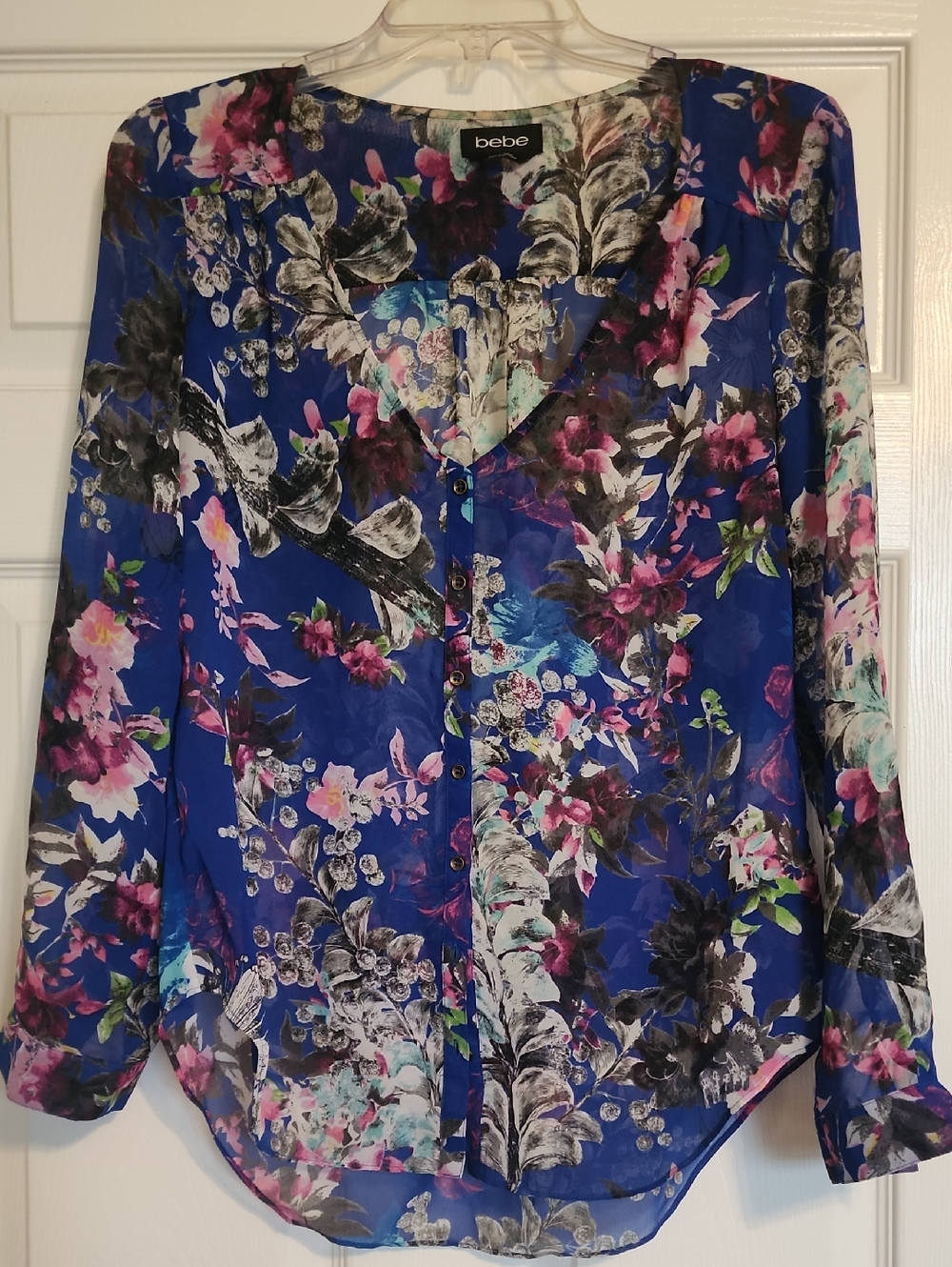 bebe Royal Blue Floral Button-Front Blouse
